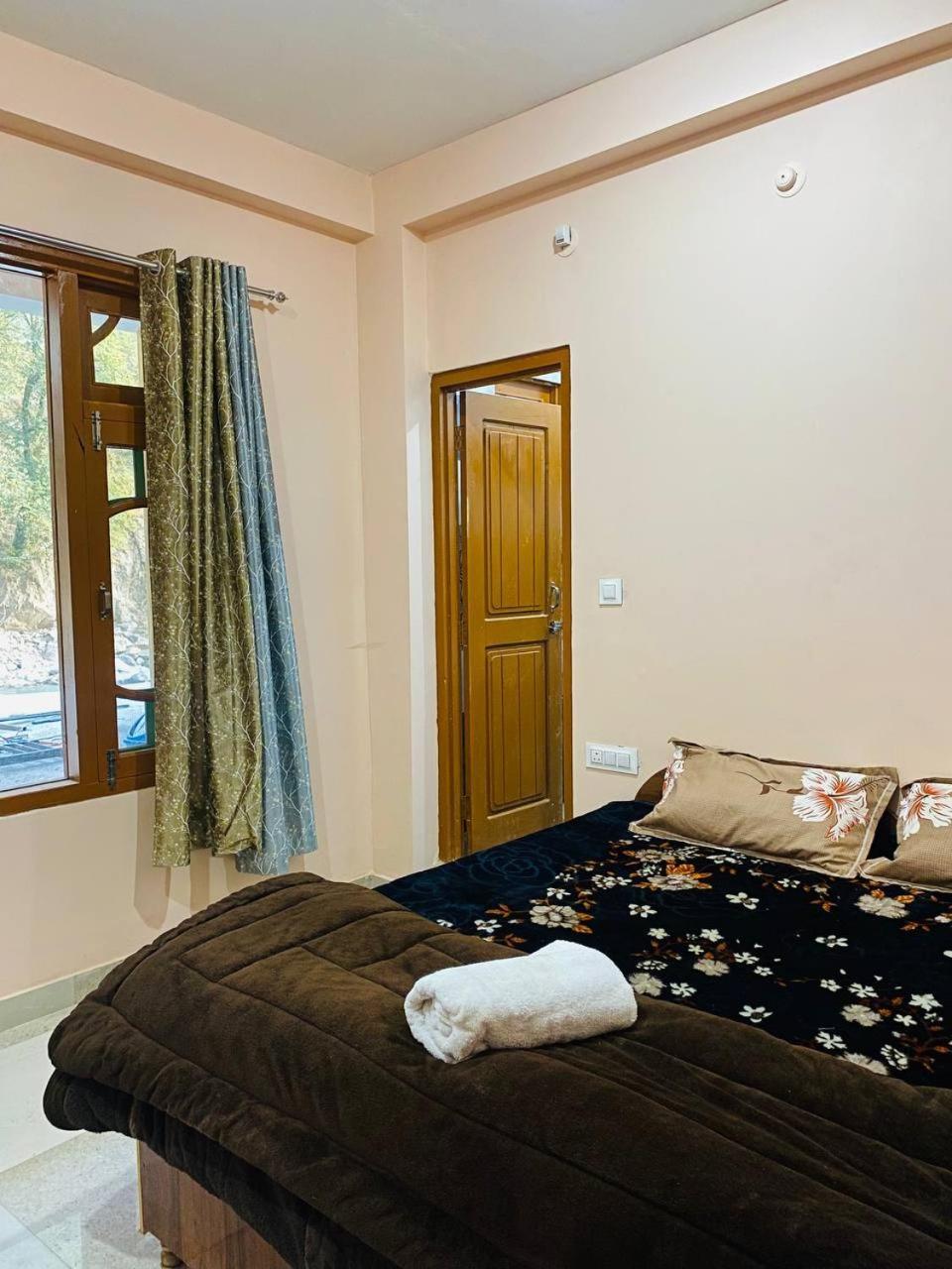 Hom House Of Mannmauji Riverside Kasol Exteriér fotografie
